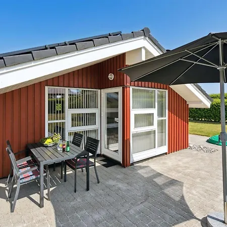 Inge - 300m From The Sea By Interhome
