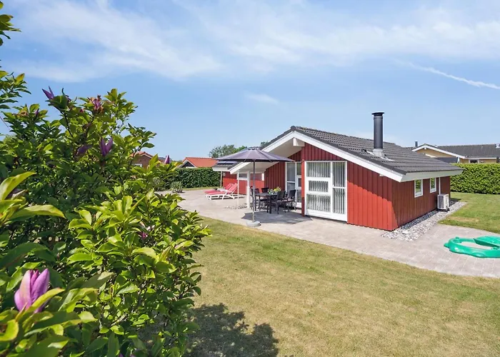 Inge - 300m From The Sea By Interhome